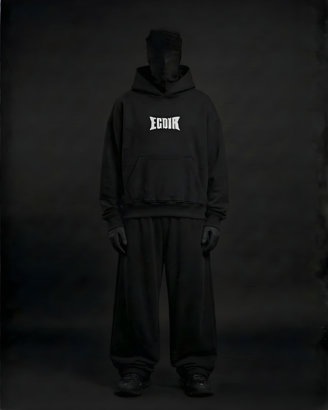 EGOIR BLACK HOODIE